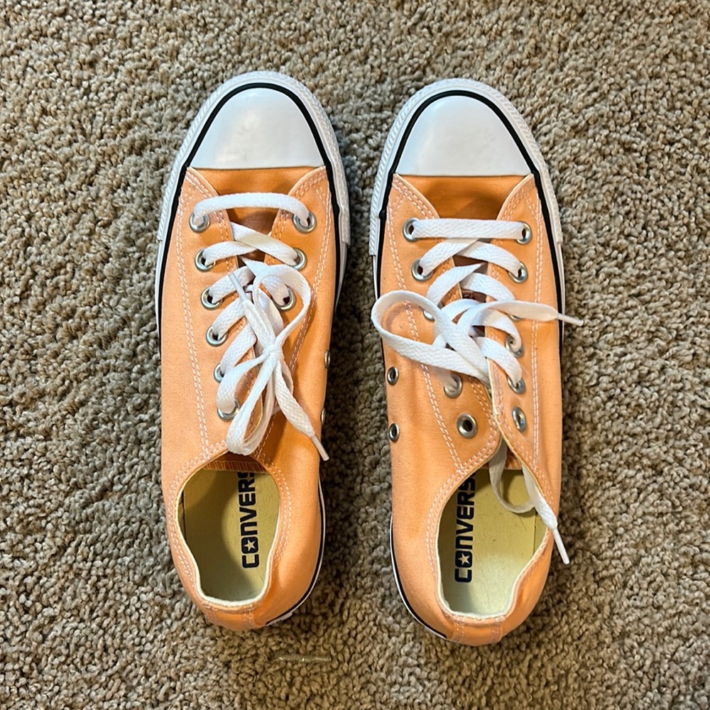 Converse Sherbet Orange size M6 / W8